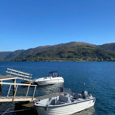Beautiful In Gursken With Harbor View * Larsnes