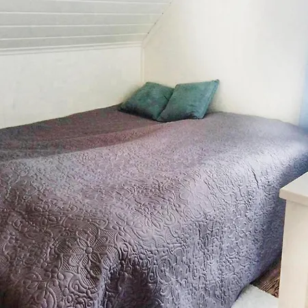 Holiday home 3 Bedroom Awesome In Gursken *