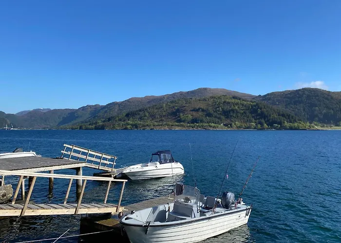 3 Bedroom Awesome In Gursken * Larsnes