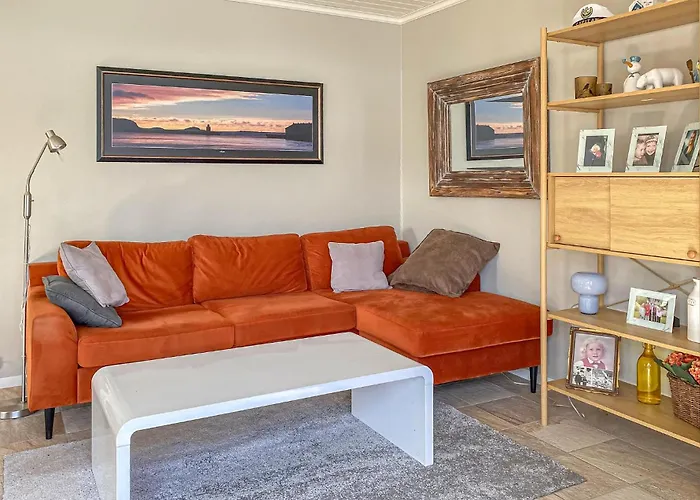 3 Bedroom Awesome In Gursken * Larsnes